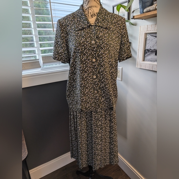 Vintage Lori Ann Floral 2 Piece Skirt Set Size 8 - Picture 2 of 9